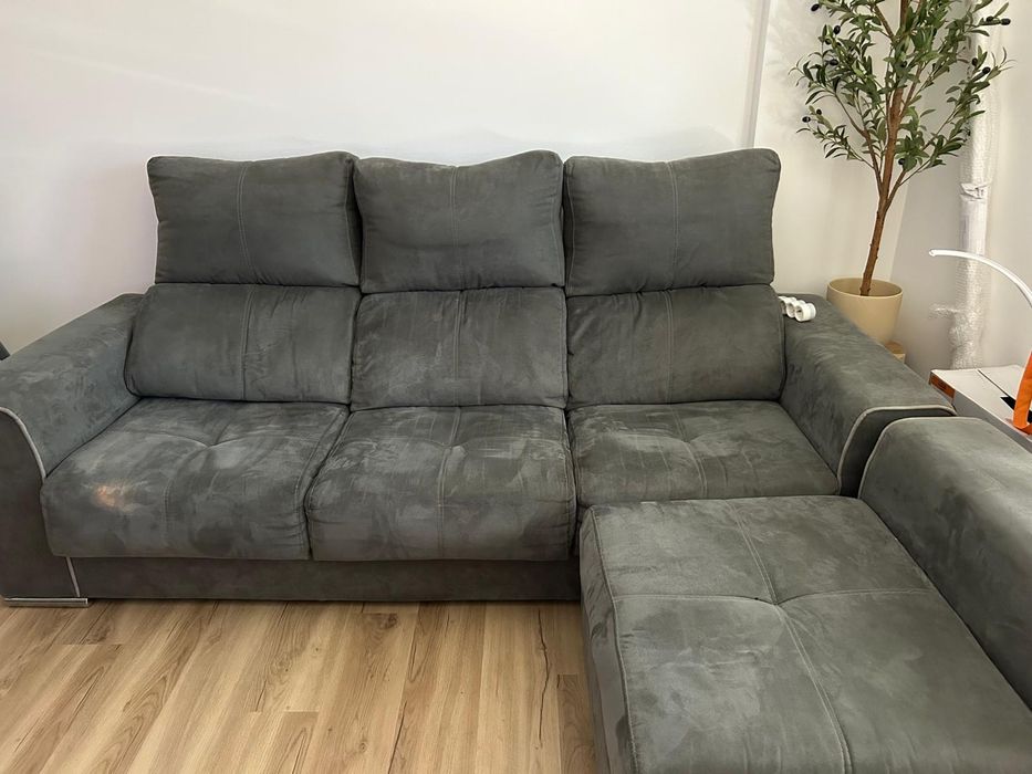 Sofá com chaise longue