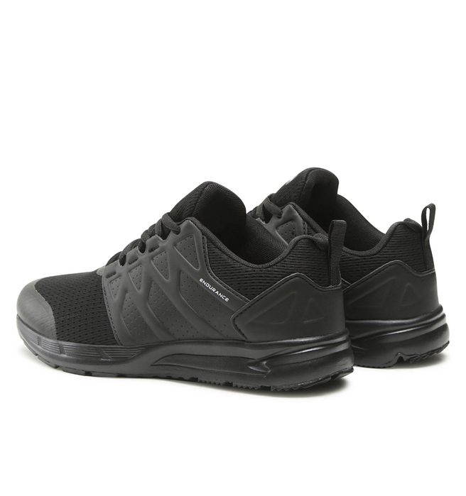 Кросівки чоловічі