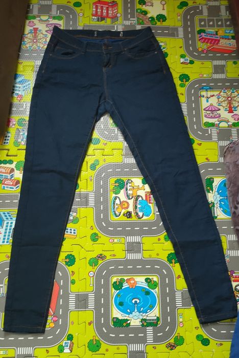 Cienkie jeans'y typu straight 36/38