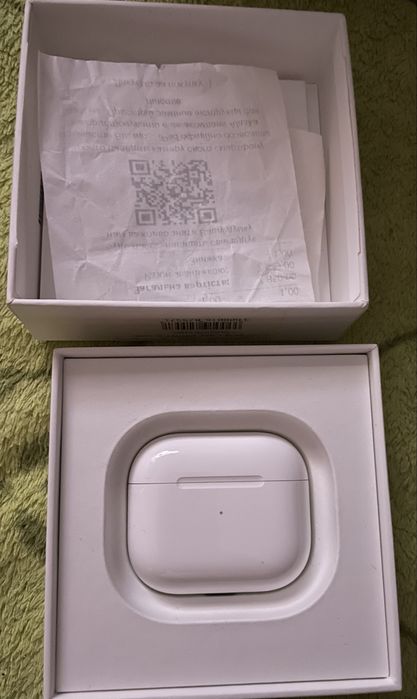 Продаю свои AirPods 3