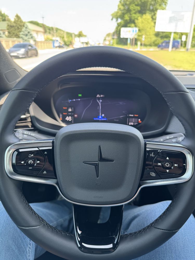 Продаж електрокара Polestar 2