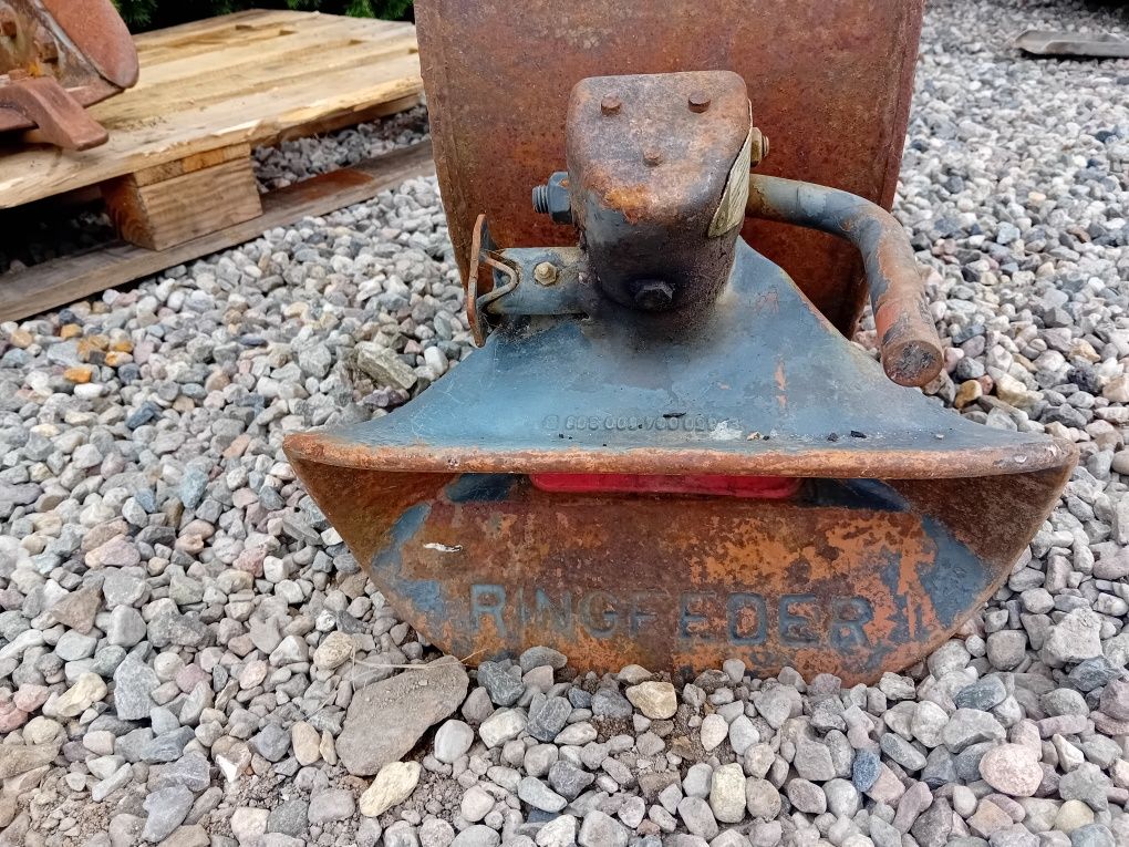 Łyżka 25cm z Zaczepem JCB 3CX/4CX