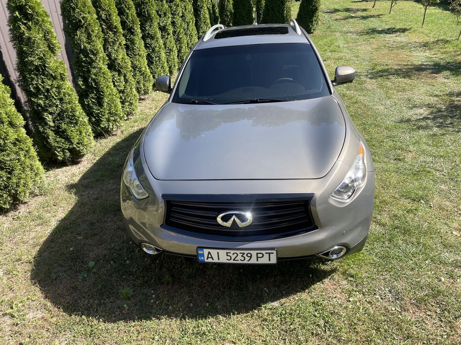 Infiniti QX70 3.7 бензин