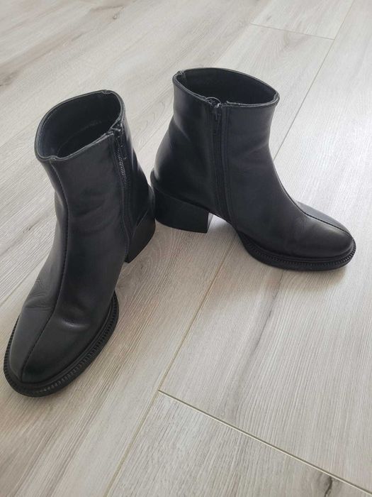 Черевики шкіряні весняні