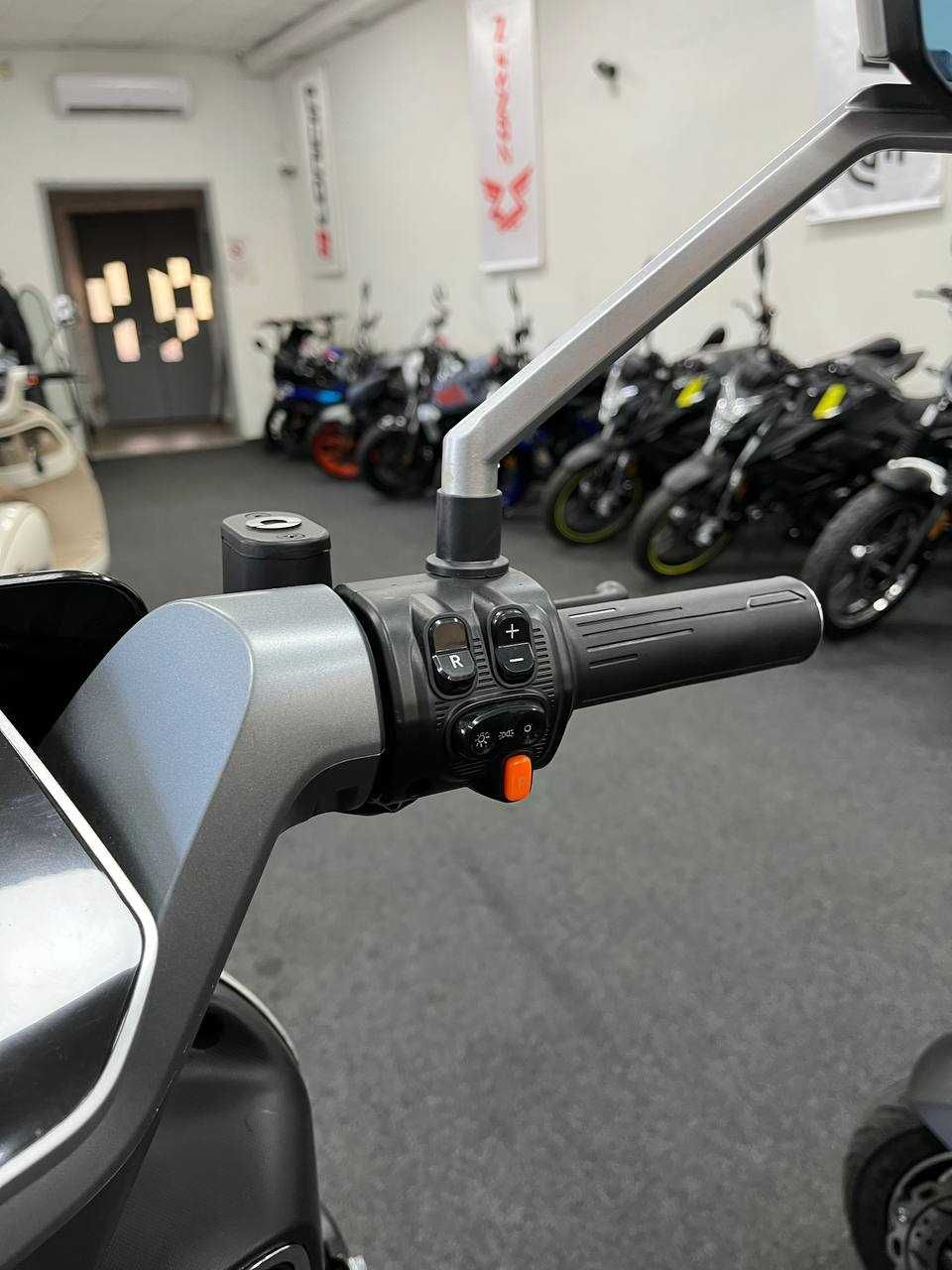 Электроскутер NISA K6 PRO Запас 110км, 2квт