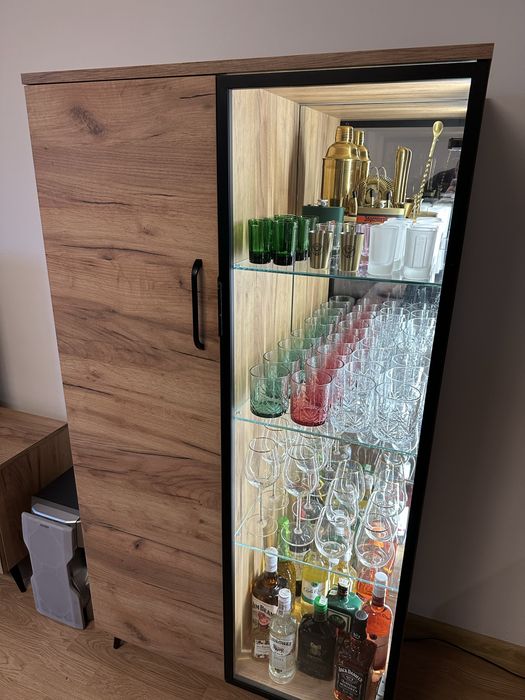 Szafka RTV + Barek/szafka z witryną podświetlaną