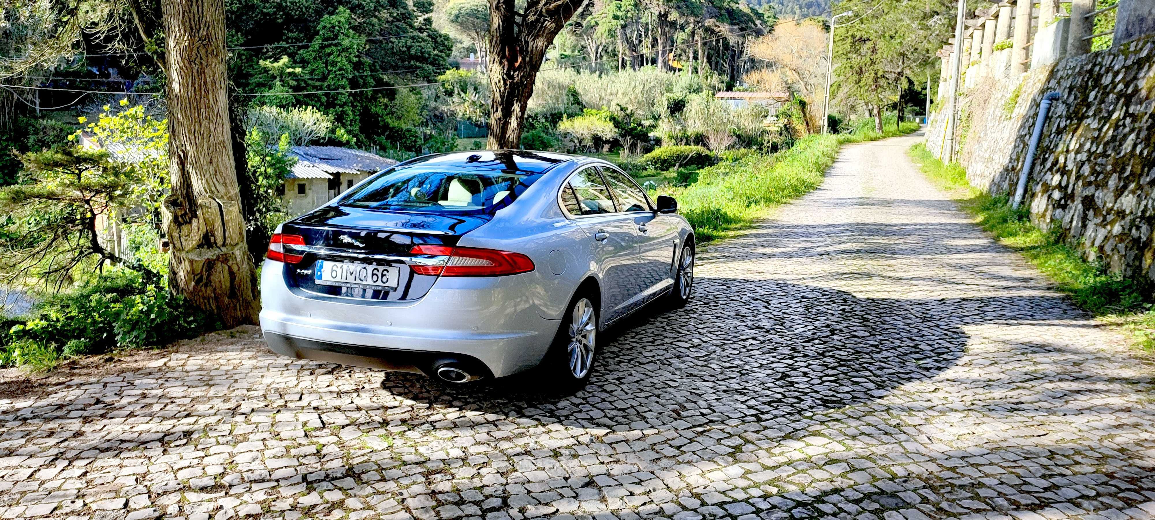 Jaguar XF 2.2 D Premium Luxury