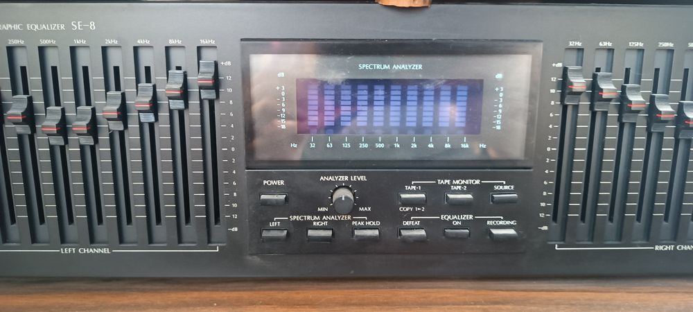 Sansui Stereo Graphic Equalizer SE-8