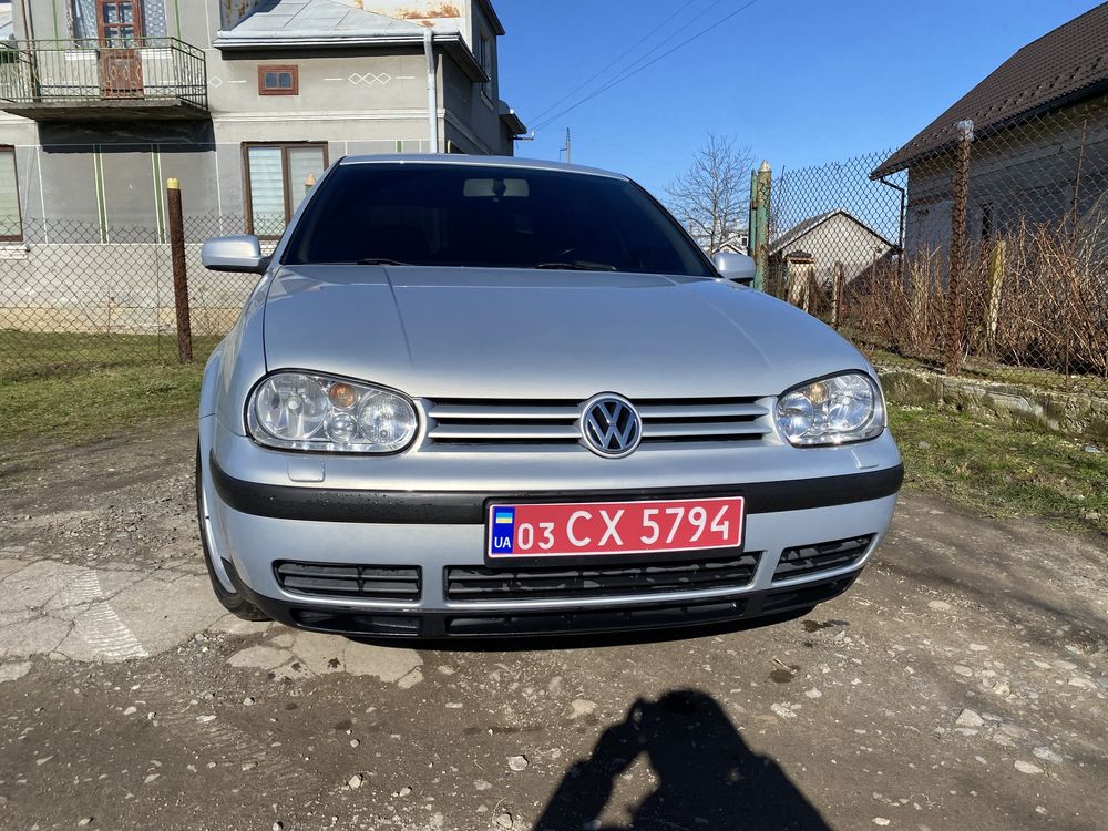 Продам Volkswagen Golf 4