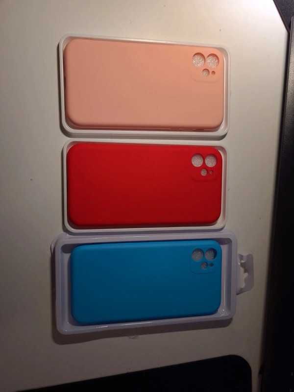 Várias Capas iPhone 11