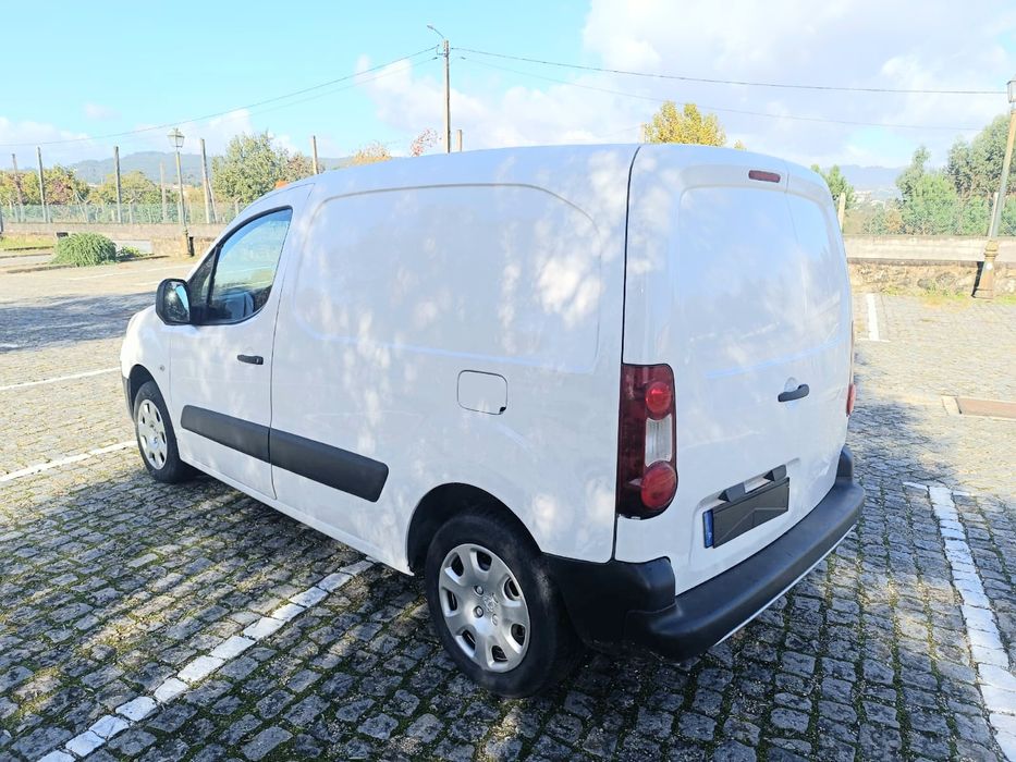 PEUGEOT PARTNER 1.6 HDI 3 LUG 2013 poucos km