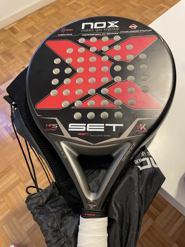 Conjunto de pá Nox padel + 6 bolas novas