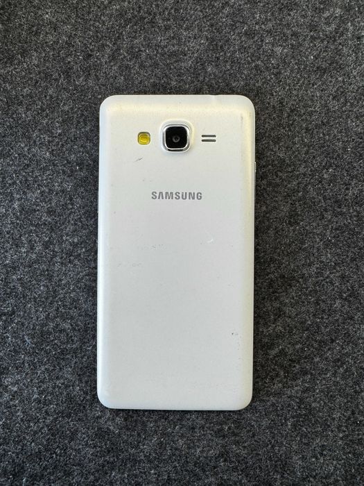 Atrapa telefonu Samsung Galaxy Grand Prime