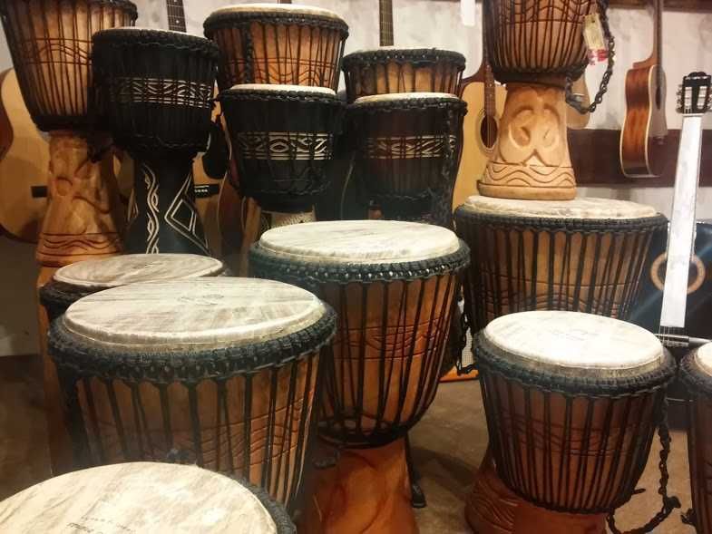 Kangaba djembe KMDM14-Classic Mali duży bęben afrykański dugura wood