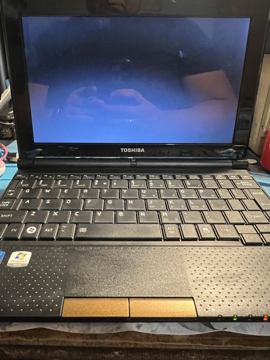 Laptop Toshiba NB500