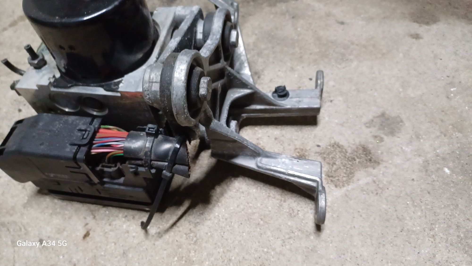 Pompa abs mercedes c kasa A204 W204 coupe 2.2 d lift