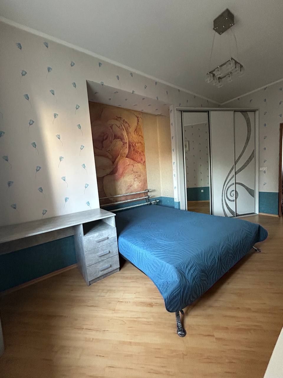 Продаж 3 кімнатної Центр, вул Мулика