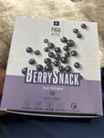 Pyszny baton od LR z czarną porzeczką i czekoladą berry snack