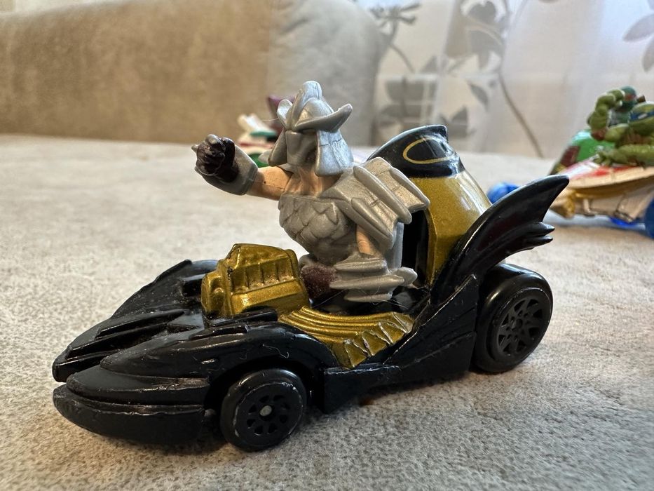 Черепашки-Ніндзя на машинах