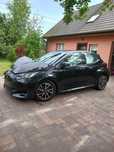 Toyota Yaris 2022r 1.5 Hybryda najbogatsza wersja.