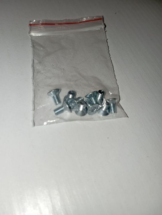 Гвинт оцинкований 10.9