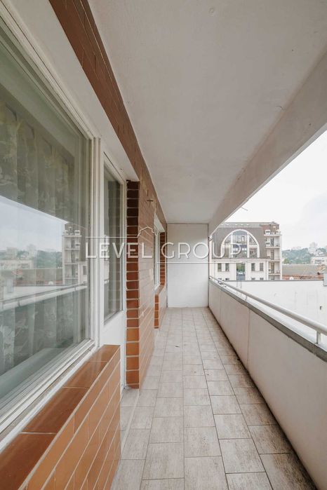 Оренда просторої на вул. Тарасівська, 21, Голосіївський р-н.