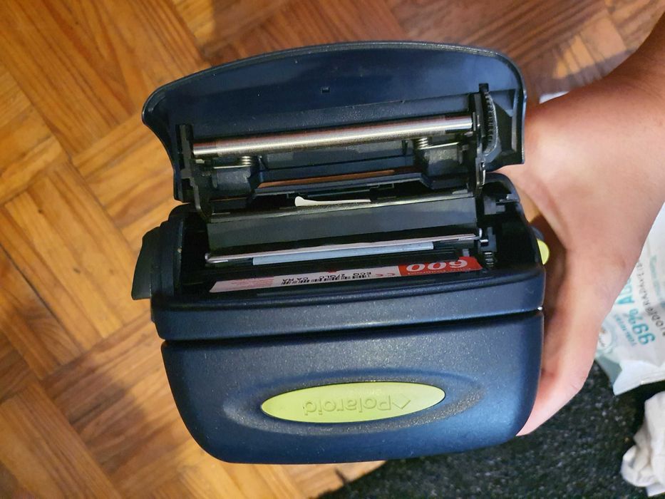 2 polaroid inteiras para peças