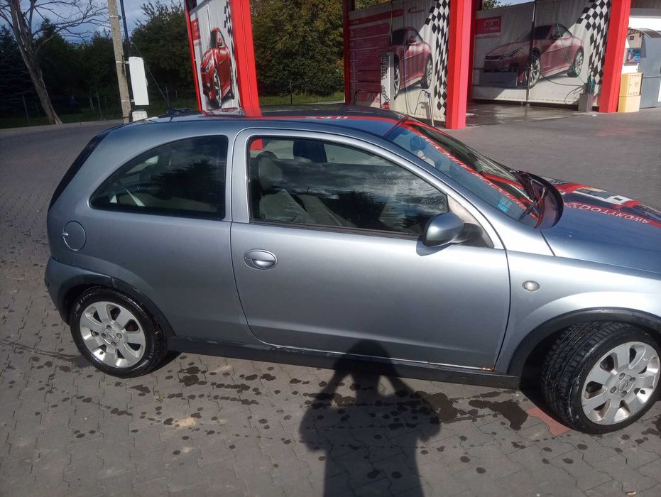 Opel Corsa C 2004r. 1 .3CDTi diesel.