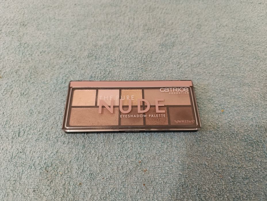 Paletka catrice nude