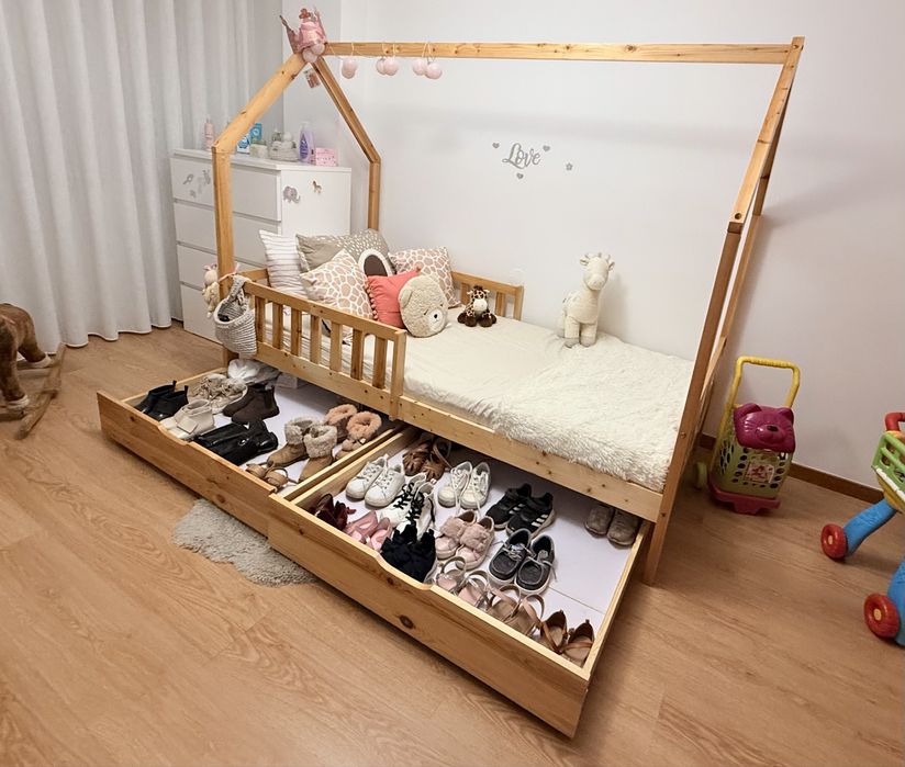 Cama montessori natural com 2 gavetas