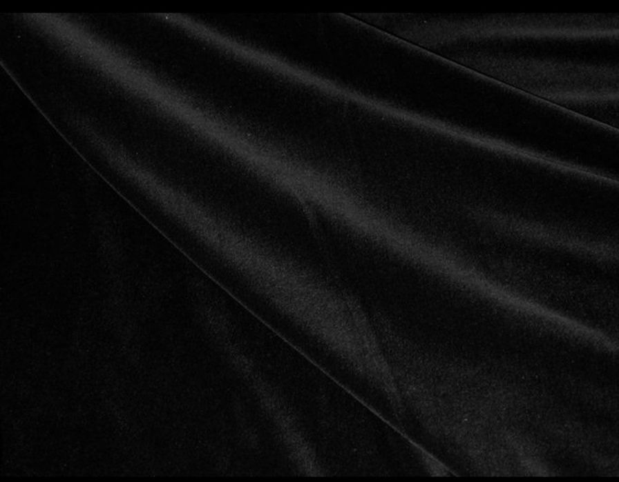 Obrus czarny materiał poliester velur Velvet145 cm x 250 cm