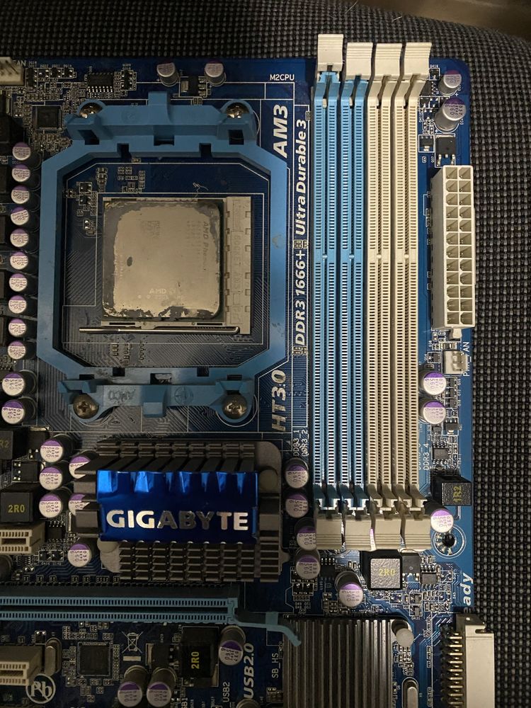 Материнська плата gigabyte ga-ma770t-ud3