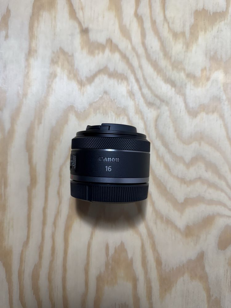 Mirrorless CANON EOS RP