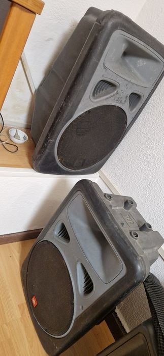 Colunas Jbl Eon Power15