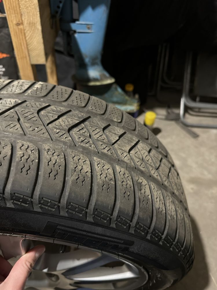 Диски с резиной Pirelli sottozero r17 Volkswagen Audi Skoda