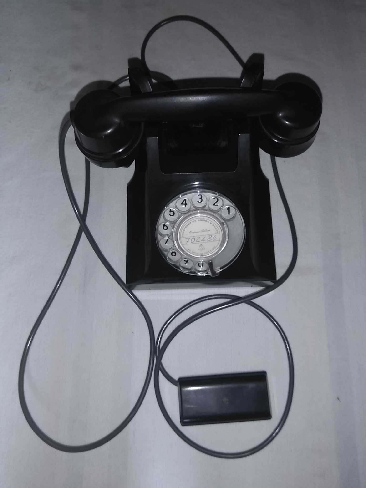 Telefone em baquelite dos anos 50