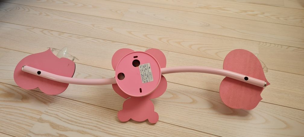 Lampa do pokoju dziecięcego dla dziewczynki