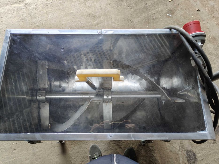 Mieszałka do mięsa, kiełbasy