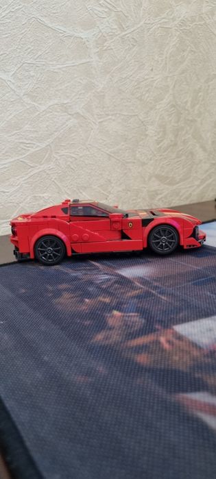 Машинка ферарі (Lego) оригінальне