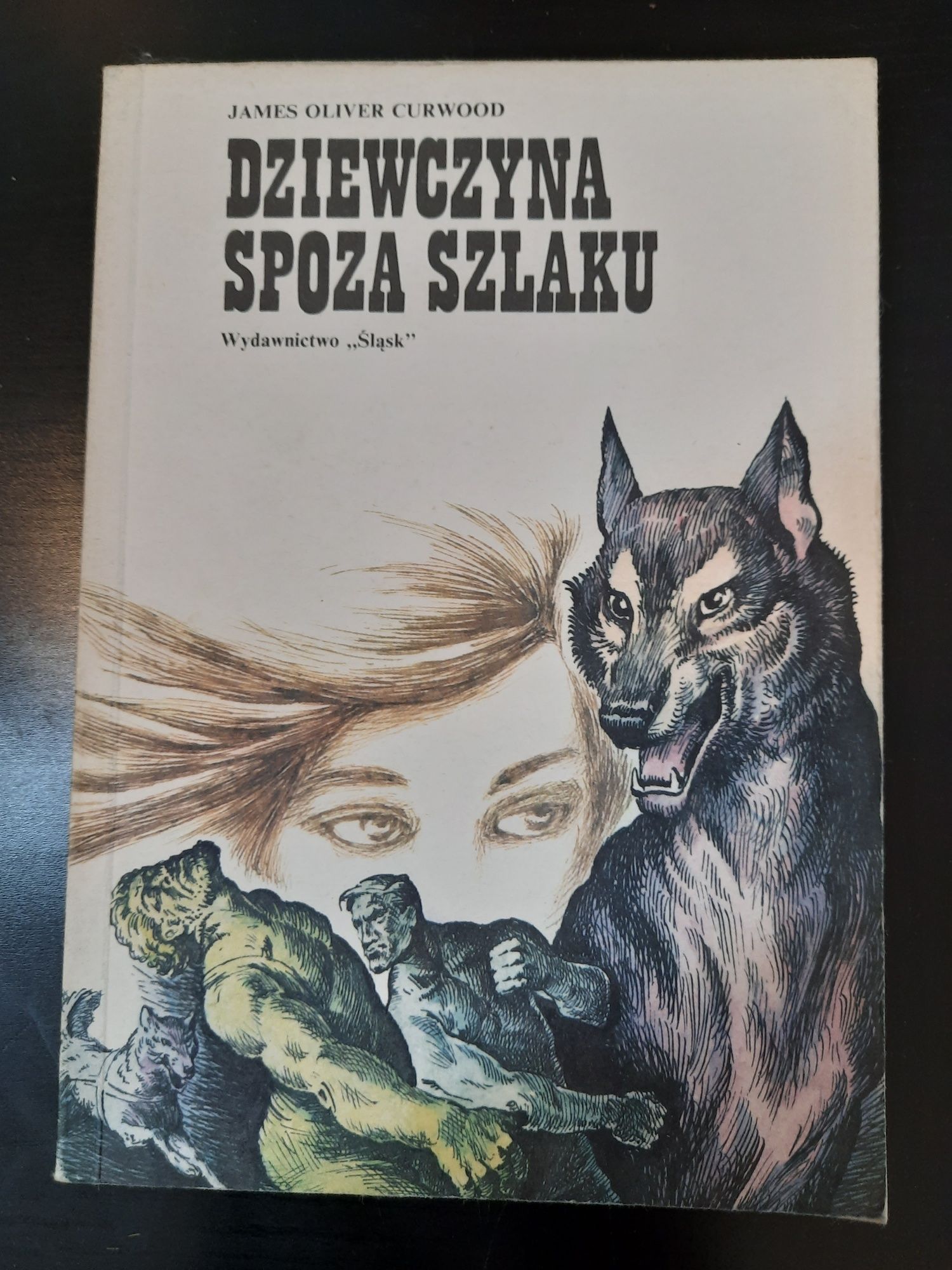 Dziewczyna spoza szlaku