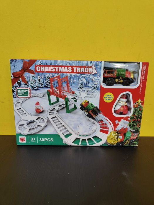 Pociąg świąteczny+ tory