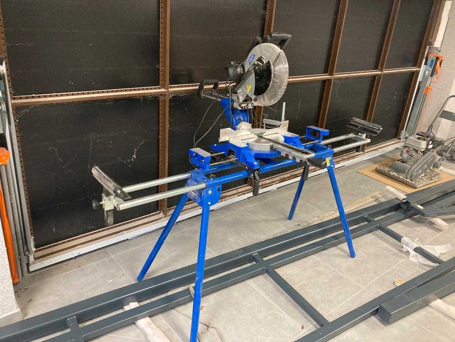 Ukośnica Scheppach HM140L  + stół Scheppach UMF 2000