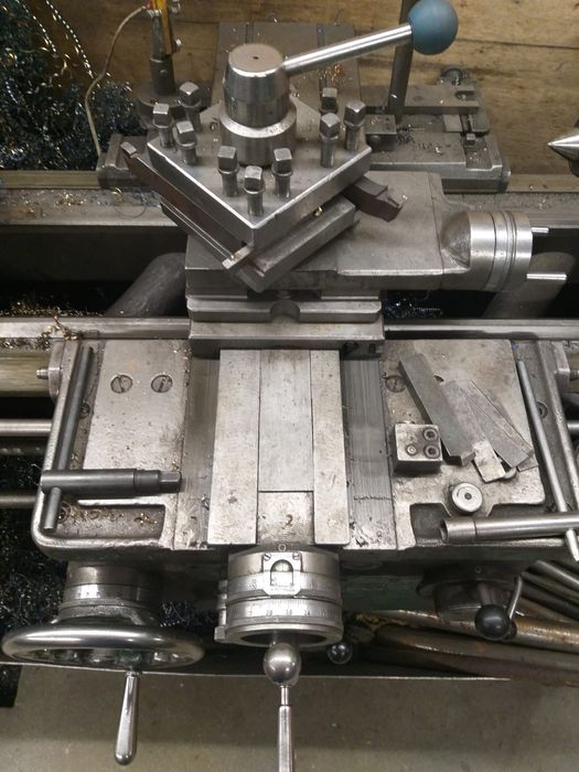 Tokarka TUB 32 x 1000