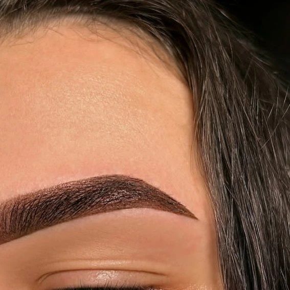 Фарбування,корекція,ламінування брів. Кваліфіковано.