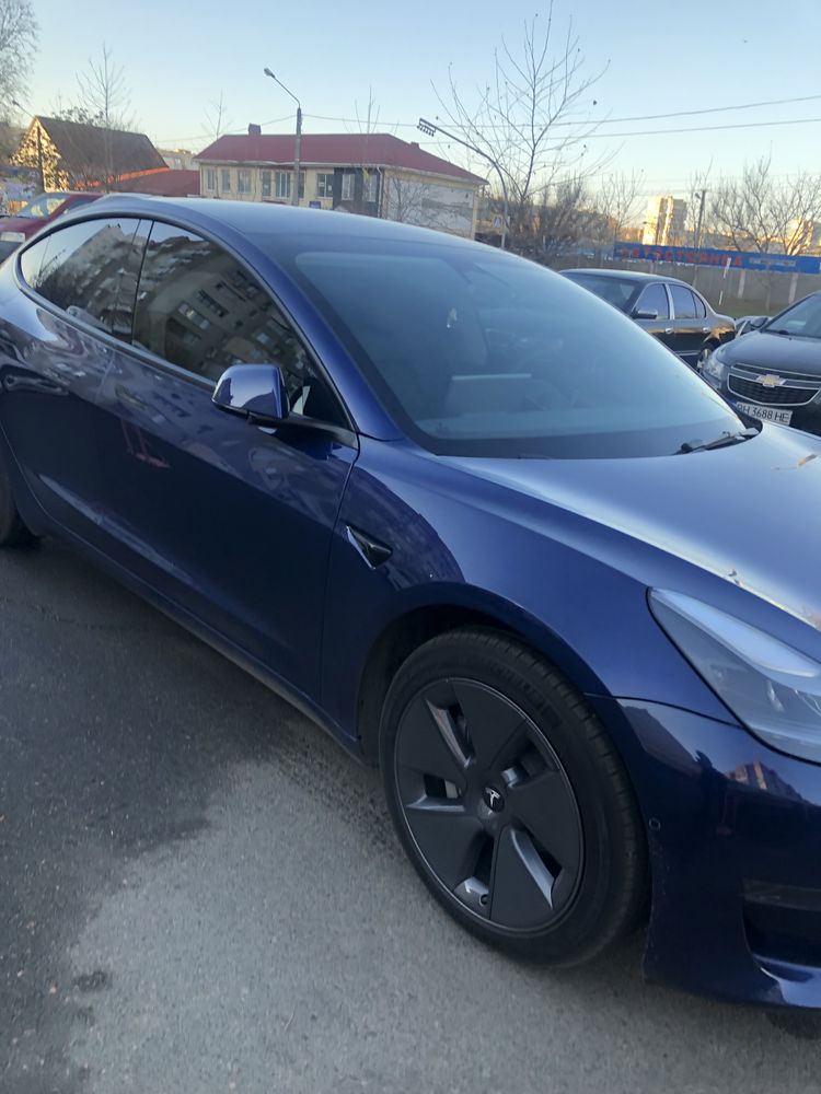 Продам Tesla model 3 2022