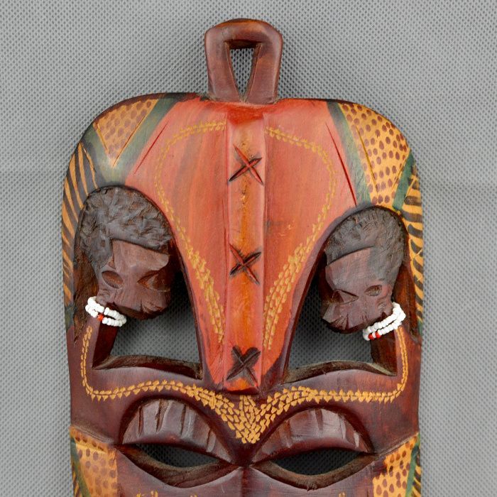 Par de máscaras Africanas em Madeira