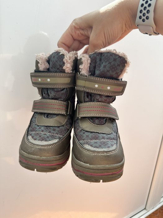 Сапожки зимні для дівчинки 28 р водонепроникні