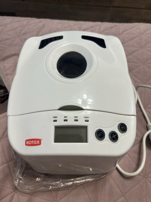 Продам хлібопіч Rotex RBX39-Y Нова