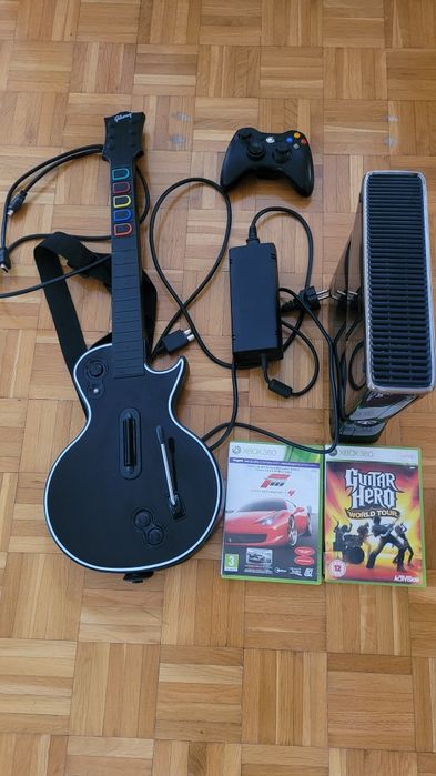 Xbox 360 250GB Guitar Hero gitara X360 forza motorsport 4 pad kable