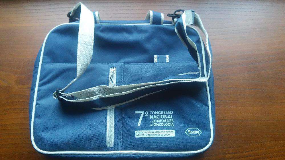 Bolsas novas várias para computador